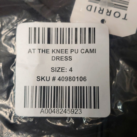 ❤️NWT VINTAGE TORRID DRESS - FAUX VEGAN LEATHER PLEATHER  CAMI POCKETS PLUS SIZE - Picture 10 of 14